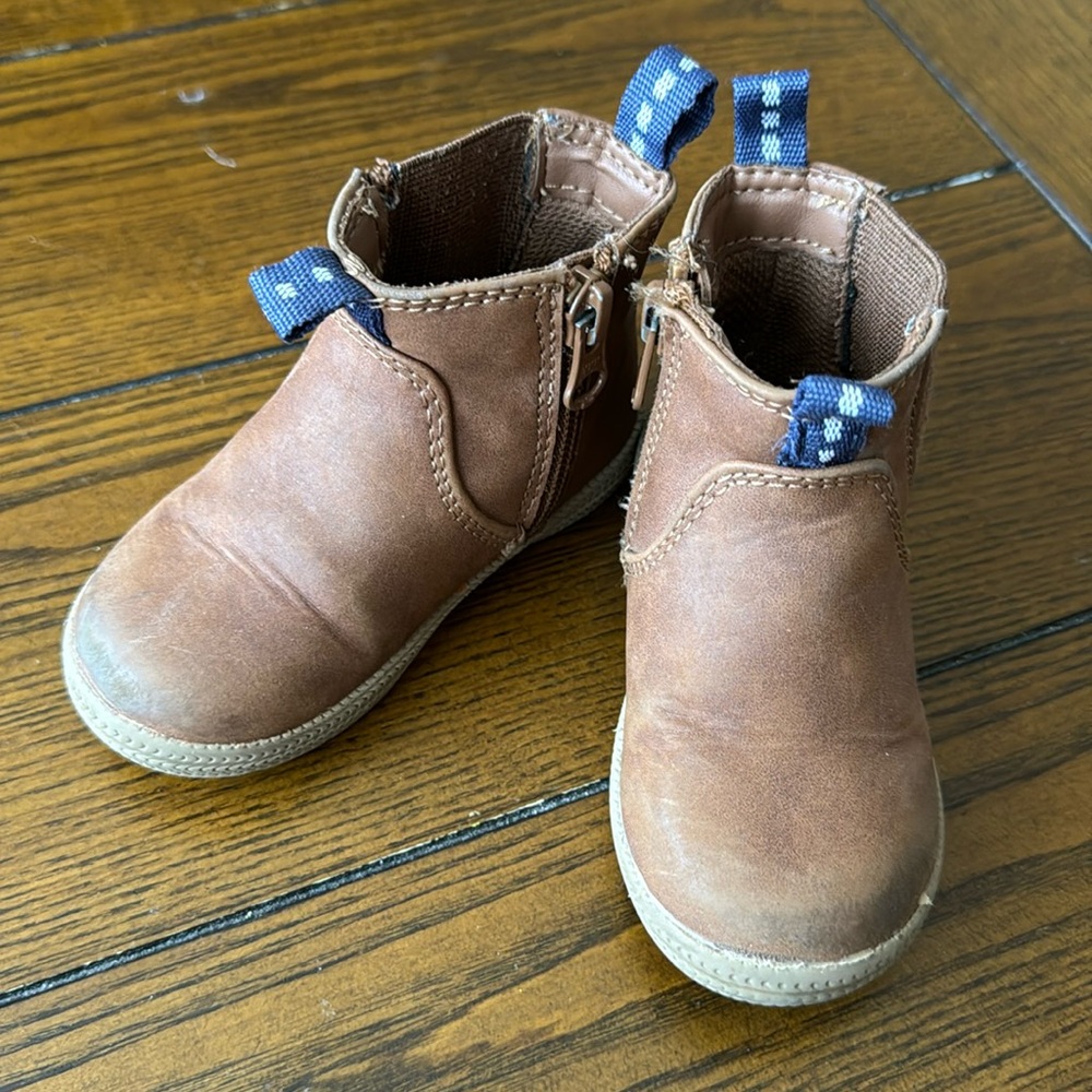 Cat & Jack Girls Booties - sz 5 Toddler